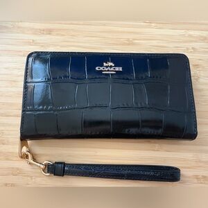 Coach Long Zip around Wallet ( crocodile leather)
